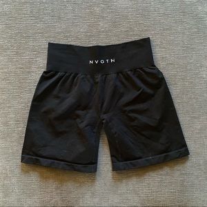 NVGTN Black Solid Seamless Shorts in size Small